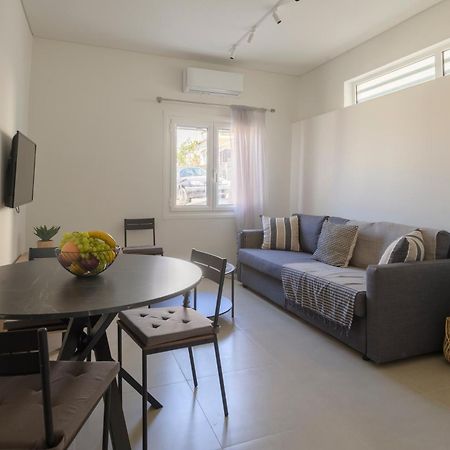 Pylos Apartments Екстер'єр фото