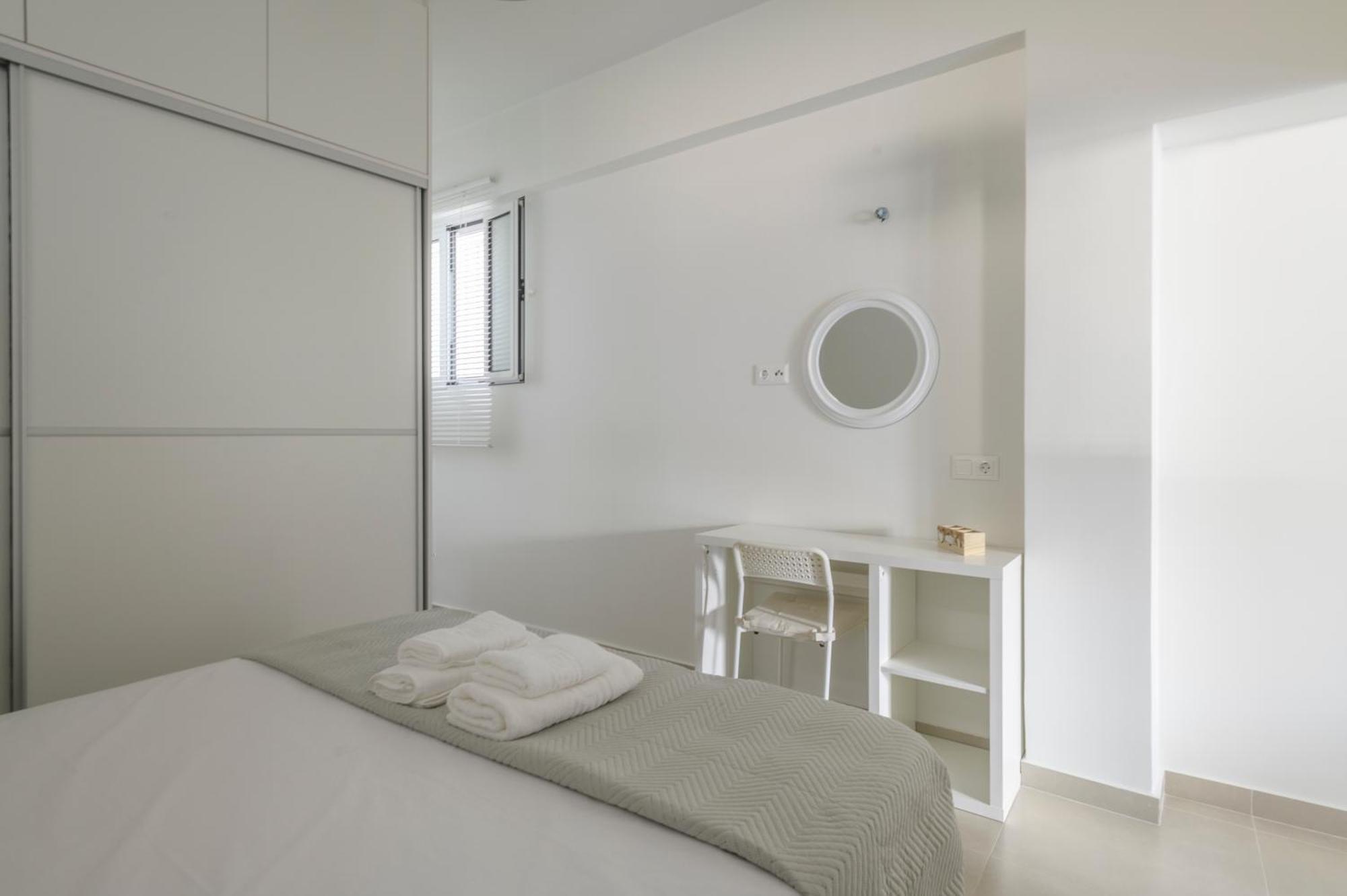 Pylos Apartments Екстер'єр фото