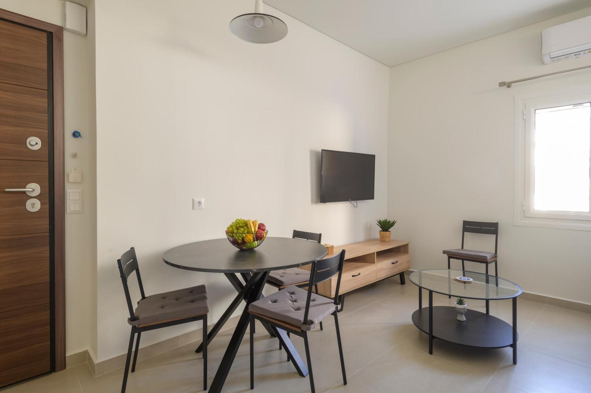 Pylos Apartments Екстер'єр фото